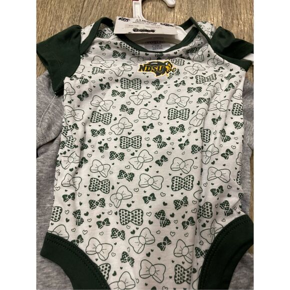 North Dakota State University Baby One Pieces 3 Bundle New 3-6 months - Picture 5 of 6